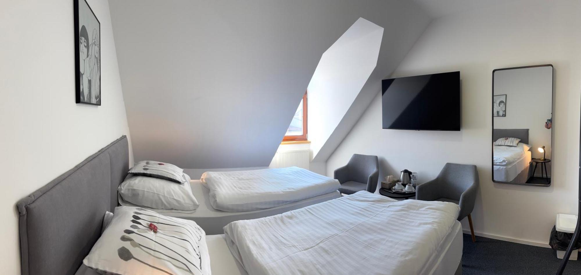 Rozmaryn Rooms & Apartments Rakovnik Exterior photo